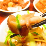 黄鶴 - ランチ小皿定食　２８００円（税込）の蟹と野菜の塩炒めのアップ【２０２０年３月】