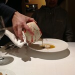 オステリア・オ・ジラソーレ - 魚介のスープをかけて