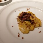 オステリア・オ・ジラソーレ - ホタルイカとマグロのからすみのストラッシナーティ