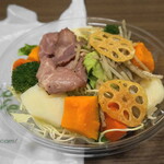 Salad Cafe - 根菜サラダ（647円）