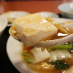 新三陽 - 豆腐と野菜のうま煮　