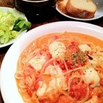 あなK"URA - トマトクリームパスタ