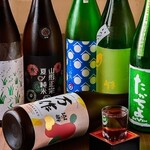 h Hinata - 月替わりで日本酒多数取り揃えています。