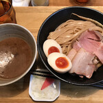 いかれたヌードル フィッシュトンズ - 