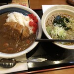 山田うどん - カツカレー Aセット + 麺大盛 1020円税込