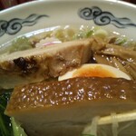 ラーメン桐生 - トン