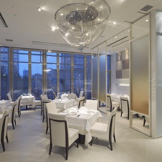 ★日常を離れた幻想的な海の世界