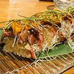 Uni Yokochou - 和牛と雲丹の棒寿司