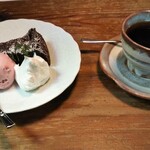 窯右衛門 - ガトーショコラ、雪室珈琲。