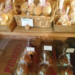 麦わらぼうし - 店内