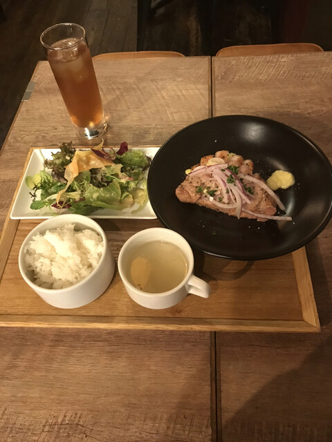 ワインが大好きな お肉屋さんちの炭火焼きイタリアン Gazzo ガッツォ 水道橋 イタリアン ネット予約可 食べログ ワインが大好きな お肉屋さんちの炭火焼きイタリアン Gazzo ガッツォ 水道橋 イタリアン ネット予約可 食べログ