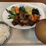 ソウル市場 - 上カルビ定食