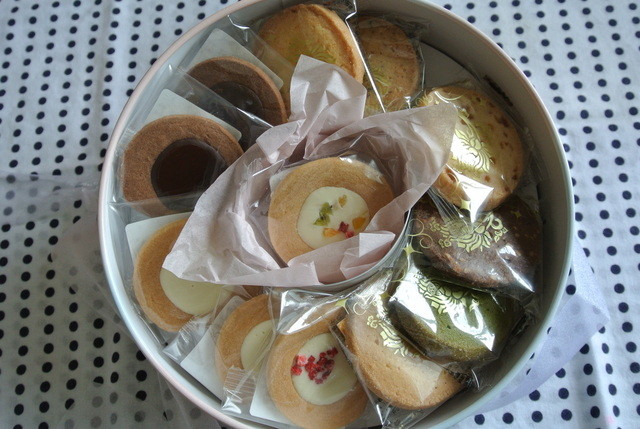 ロールたちの舞踏会おすすめ By そらまめ モンシェール 横浜高島屋店 Patisserie Mon Cher 横浜 ケーキ 食べログ