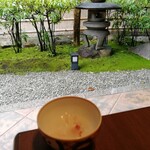 日本料理 子孫 - 桜と梅のお茶