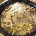 本場札幌西山製麺使用札幌味噌ラーメン葵葉 - 札幌焦がしにんにく醤油らーめん