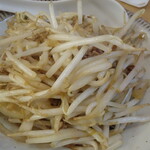 本場札幌西山製麺使用札幌味噌ラーメン葵葉 - もやし炒め