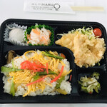 めしや MARU - ちらし寿司ととり天弁当　普通盛り