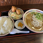 国分寺うまか飯店 - 味噌ラーメンのラーメンセット、ご飯大盛り。