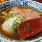 鶏 牛骨 鯛と貝類の旨味が 凝縮された清湯スープ By Debu Ingodebunables De Tapun さんくるげ 神俣 ラーメン 食べログ