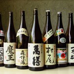 舎那 - 人気の焼酎銘柄が沢山あります。