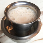 三燈舎 - 堀さんがエアブレンドしてくださったマドラスコーヒー