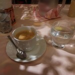 ランチのホットチャイ