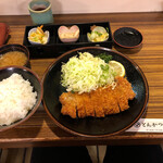 白木屋 とん平 - 