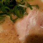 極上とんこつ・つけ麺 ガチトンラーメン - 