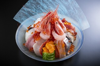 Fuji Zushi - 漁火丼