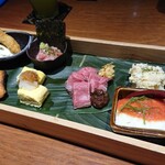 Yakitori Chidori - 1911_Yakitori Chidori-やきとり ちどり-_おばんざいセット＠150,000Rp_ローストビーフ、鮭、出汁巻き卵、豆腐、 蒸し野菜、ポテトサラダ、海老フライ、マグロたたき