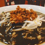 楽宴 - 黒担々麺+半チャーハン＠¥850