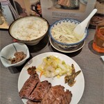 牛たん炭焼利久 - 牛たん定食