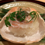 帰燕 - 蟹の飯蒸し 蟹身と蟹みそたっぷり。上品な飯蒸しです。