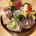 個室×日本酒バル 魚の目利き - お刺身盛り合わせ