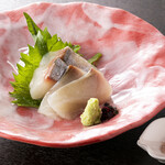 Live horse mackerel sashimi