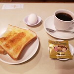 喫茶マラガ - モーニング　380円