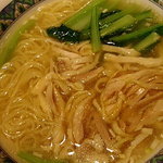 四川飯店雪園 - 鶏絲湯麺