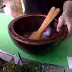 グワカモーレ。テーブルサイドで作ってくれます。