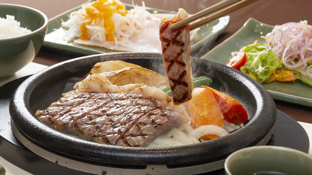 ランチメニュー 三田屋本店 やすらぎの郷 大丸神戸レストラン店 旧居留地 大丸前 ステーキ 食べログ ランチメニュー 三田屋本店 やすらぎの郷 大丸神戸レストラン店 旧居留地 大丸前 ステーキ 食べログ