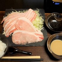 松阪大石牛 松阪豚 福虎 - 三元豚しゃぶしゃぶ御膳　全景