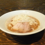 麺処 遊 - シンプルな中華そばです