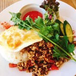 ポップス カフェ ダイン - ガパオライス＆生春巻き