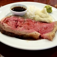 カルネジーオ イースト - 