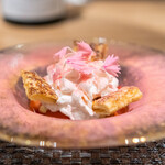 ARMONICO - イチゴのミルフィーユ、 マスカルポーネのエスプーマ