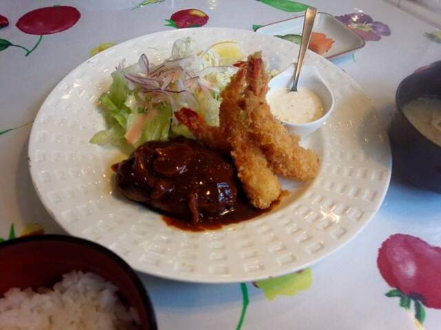 ｐａｒｋｃａｆｅ ｄｉｎｉｎｇ 一の屋