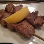 三葉洞 - 串(ラムカルビ)(360円)×2