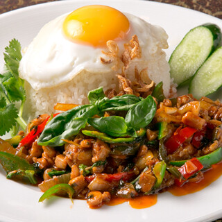 能盡享“Gapao Rice”等亞洲各國的經典料理