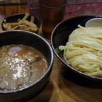 銀座 朧月 - 濃厚つけ麺(大)・メンマトッピング