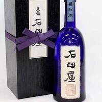 黒龍　石田屋　(四合瓶)