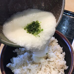 寿松庵 - トロロと麦飯です